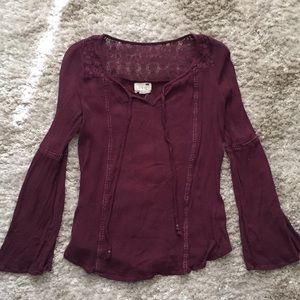L.A. Hearts lace bellflower shirt